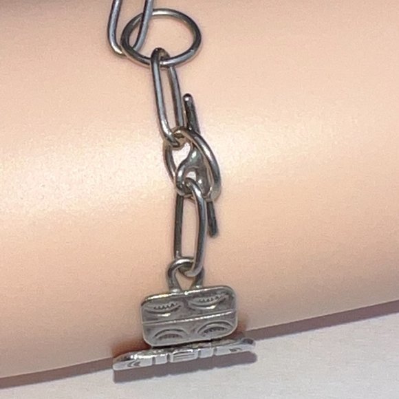 Vintage JP Sterling Silver Marquise Repousse Panel Link Bracelet 7" L, 30 Grams - Picture 7 of 15